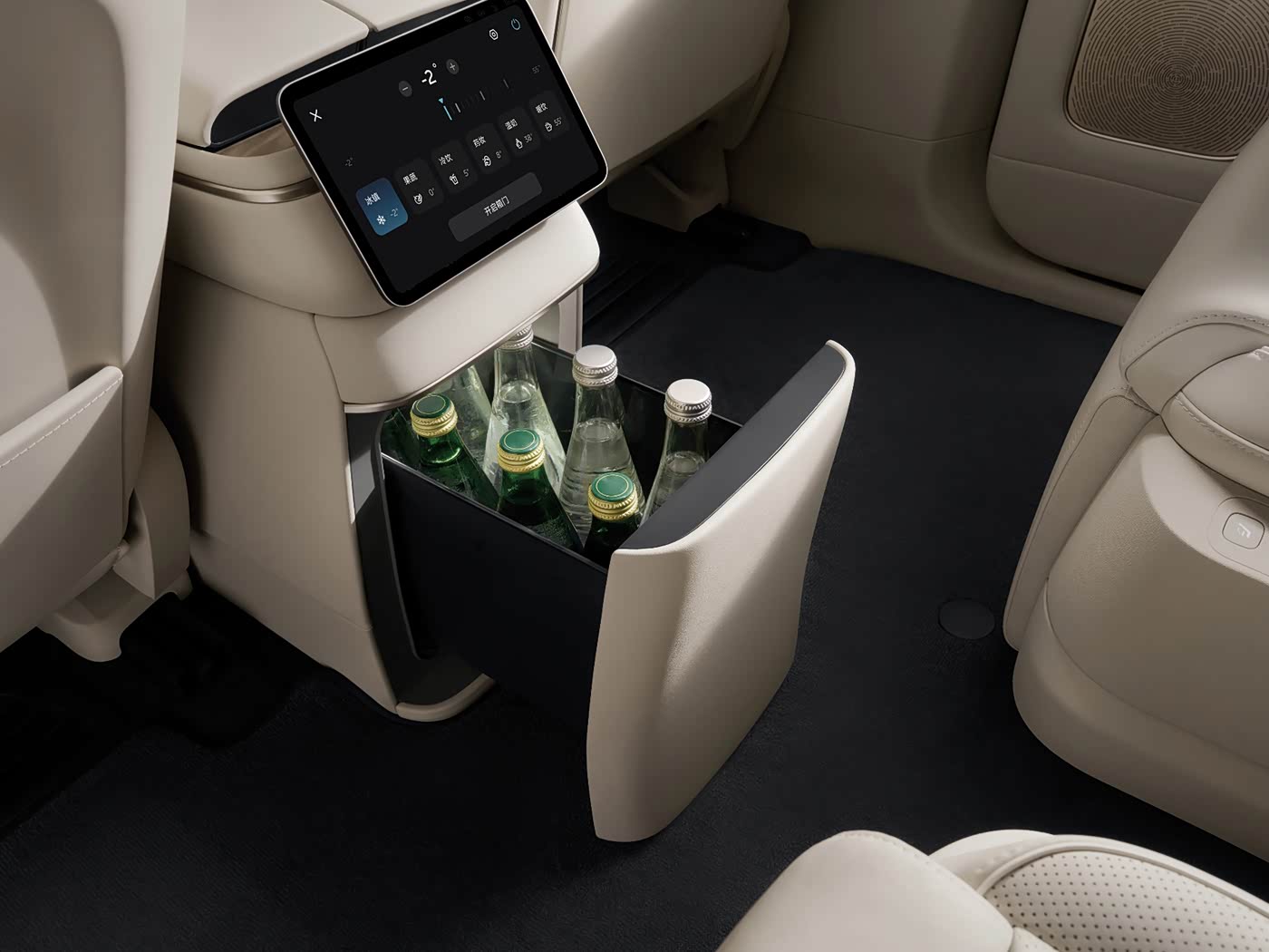 nio-es8-interior-5