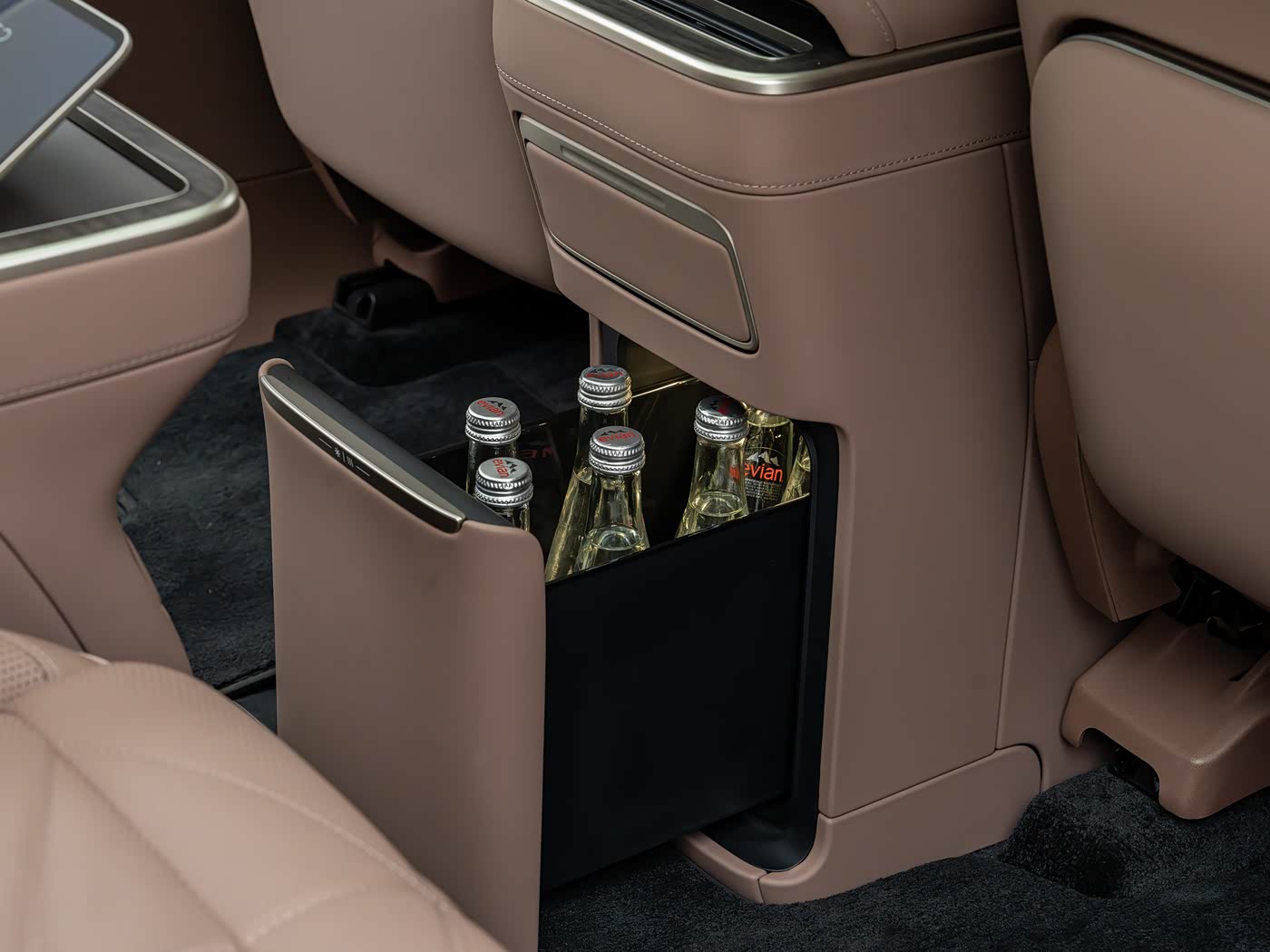 nio-es9-interior-brown-07