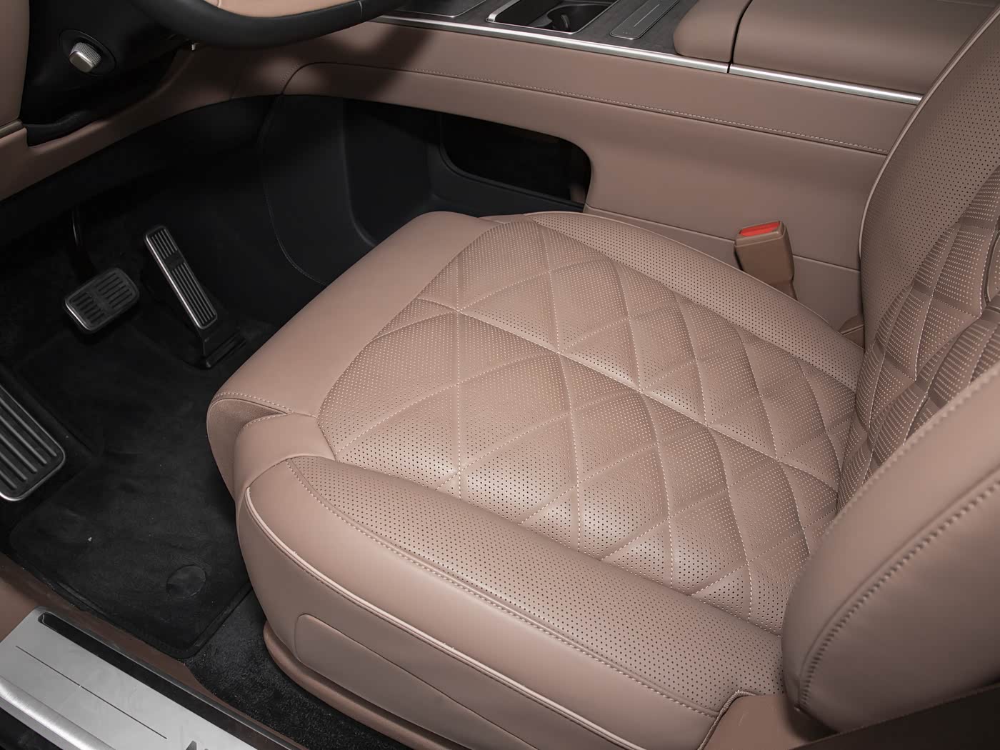 nio-es9-interior-brown-9