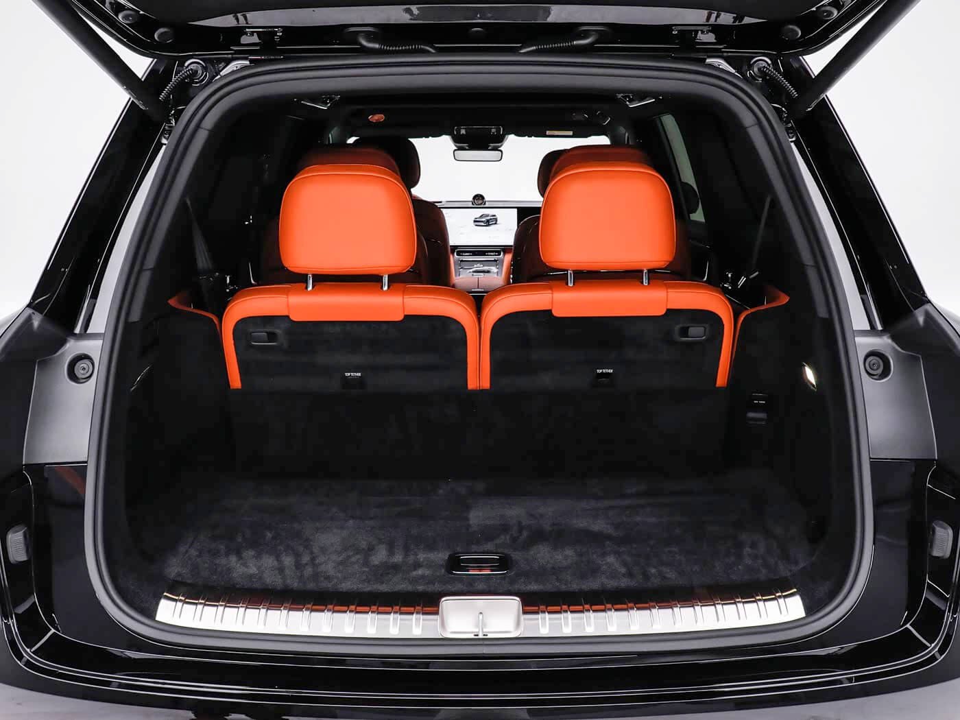 aito-m9-ultimate-interior-orange-15