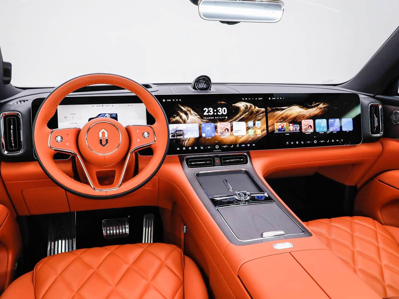 aito-m9-ultimate-interior-orange-4