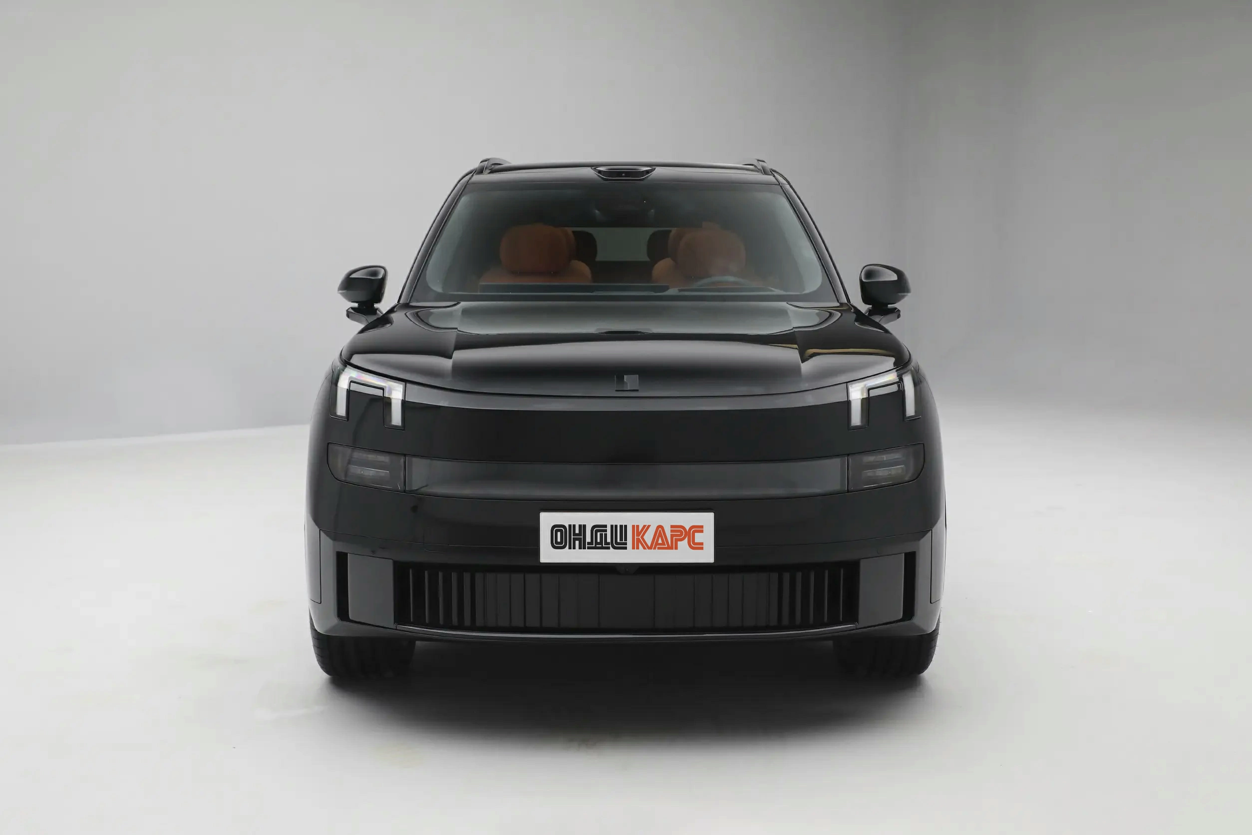 Lynk Co 900 черный
