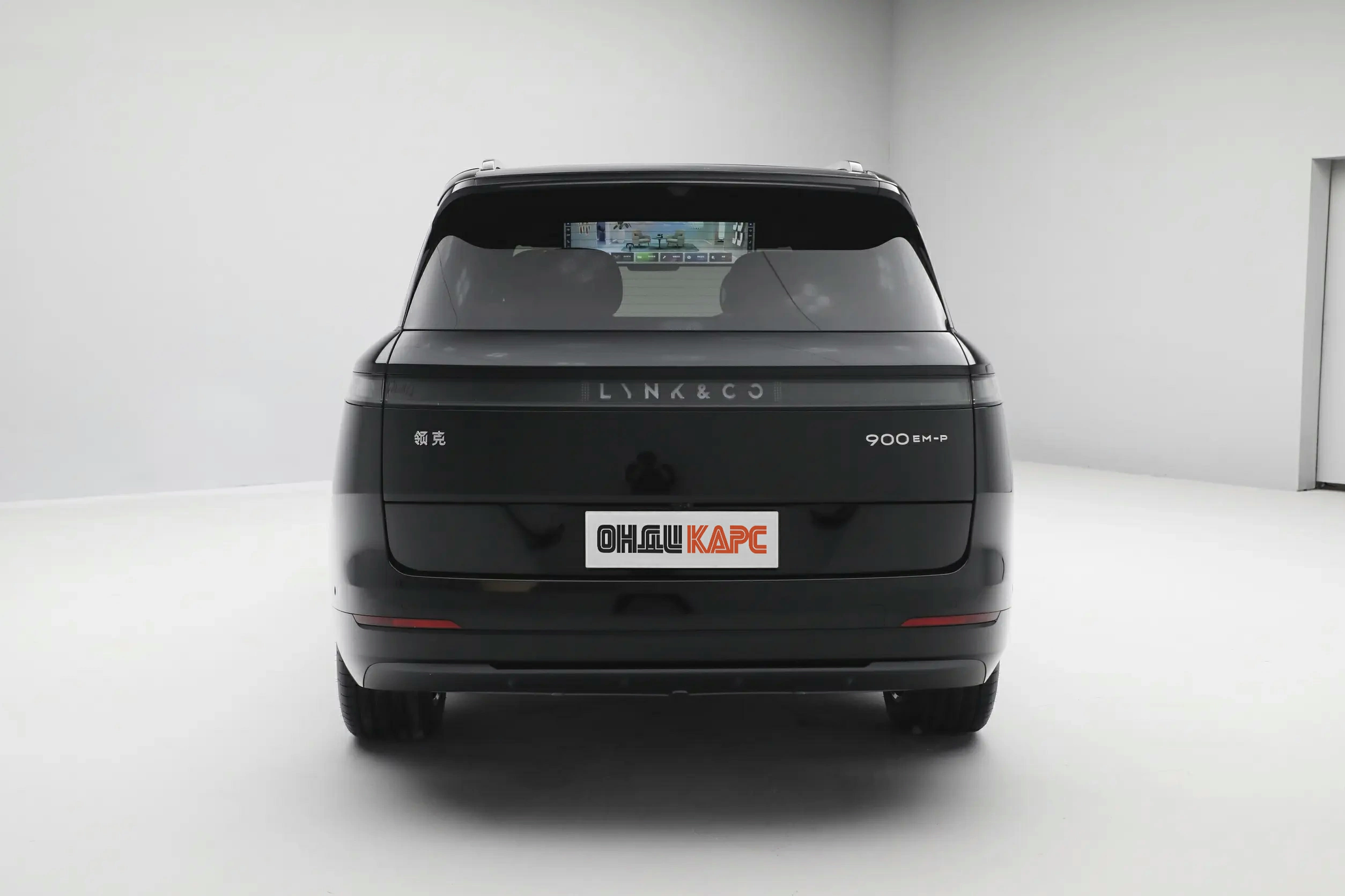 Lynk Co 900 черный