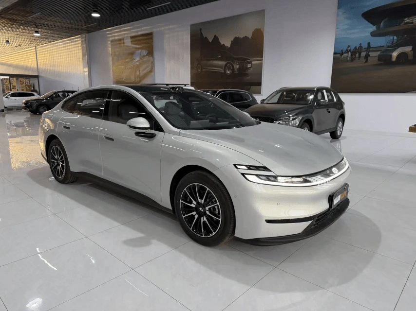 changan-qiyuan-a06-ondycars-3