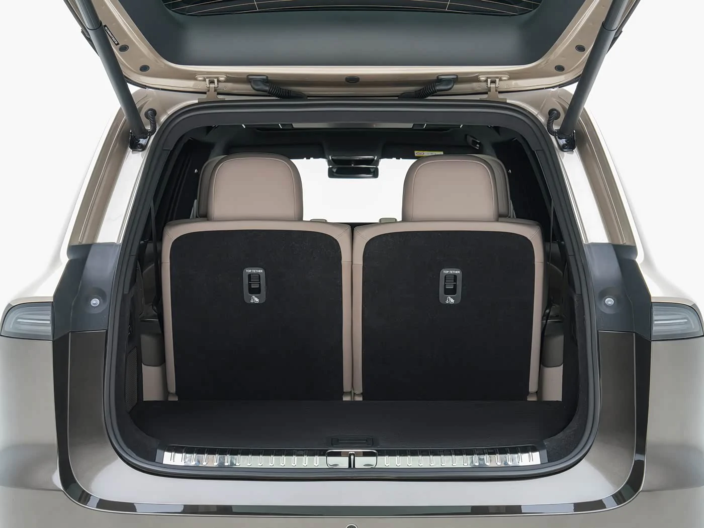 l9-livis-interior-brown-34