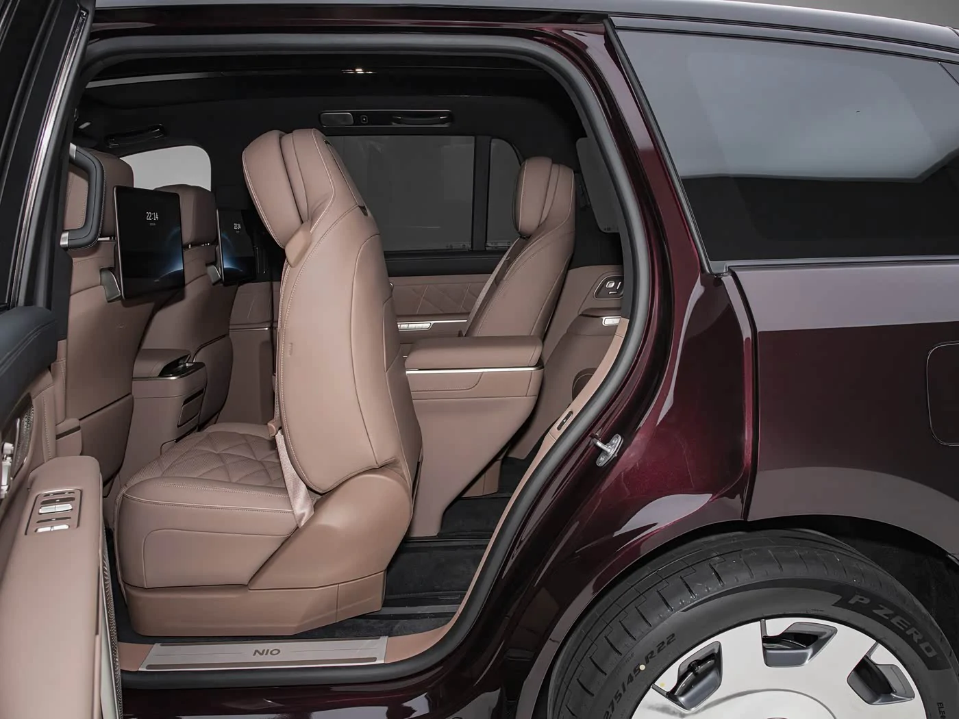 nio-es9-interior-brown-17