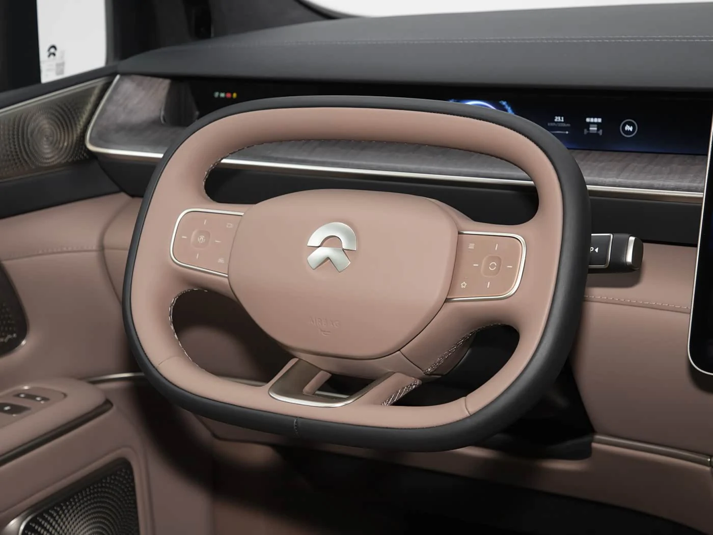 nio-es9-interior-brown-6