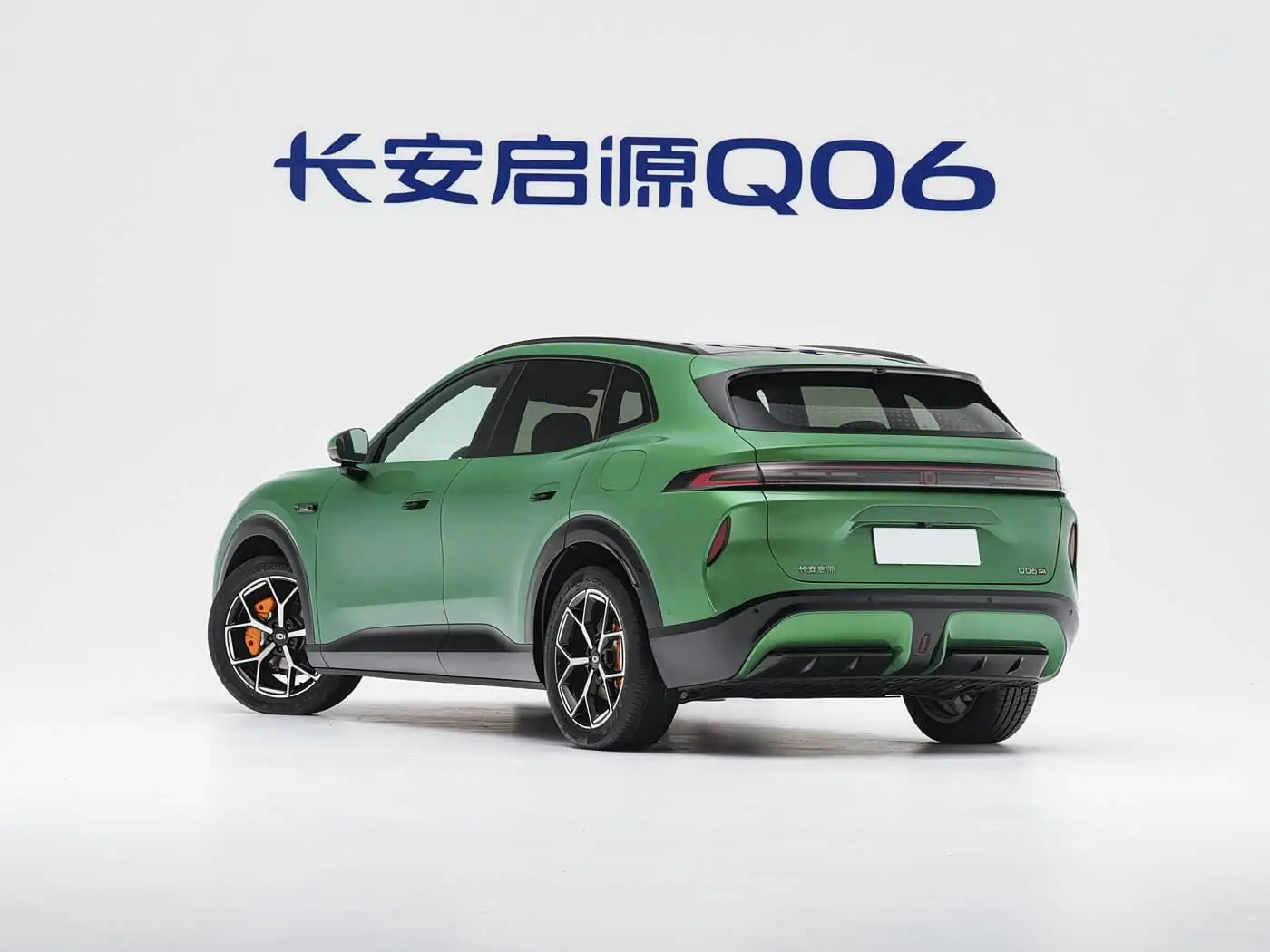 changan-qiyuan-q06-color-green-5