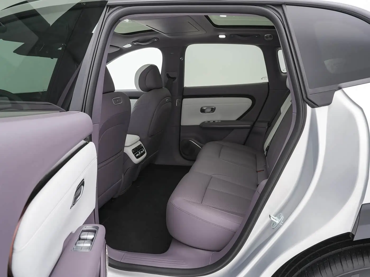 changan-qiyuan-q06-interior-purple-12