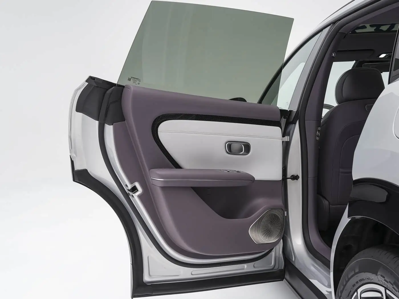 changan-qiyuan-q06-interior-purple-14
