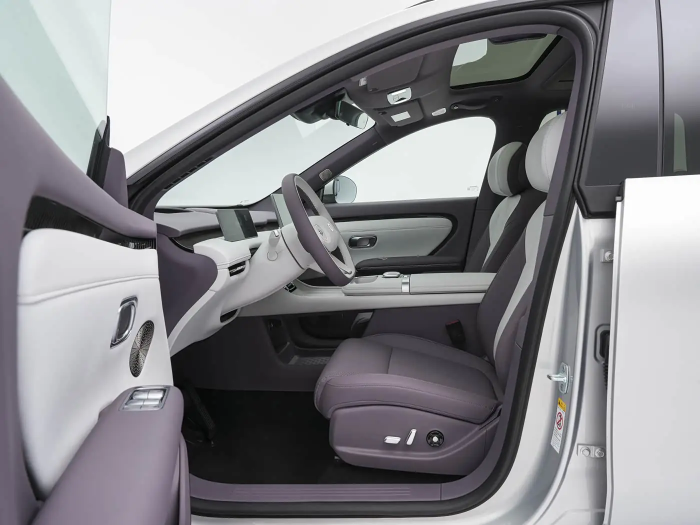 changan-qiyuan-q06-interior-purple-6