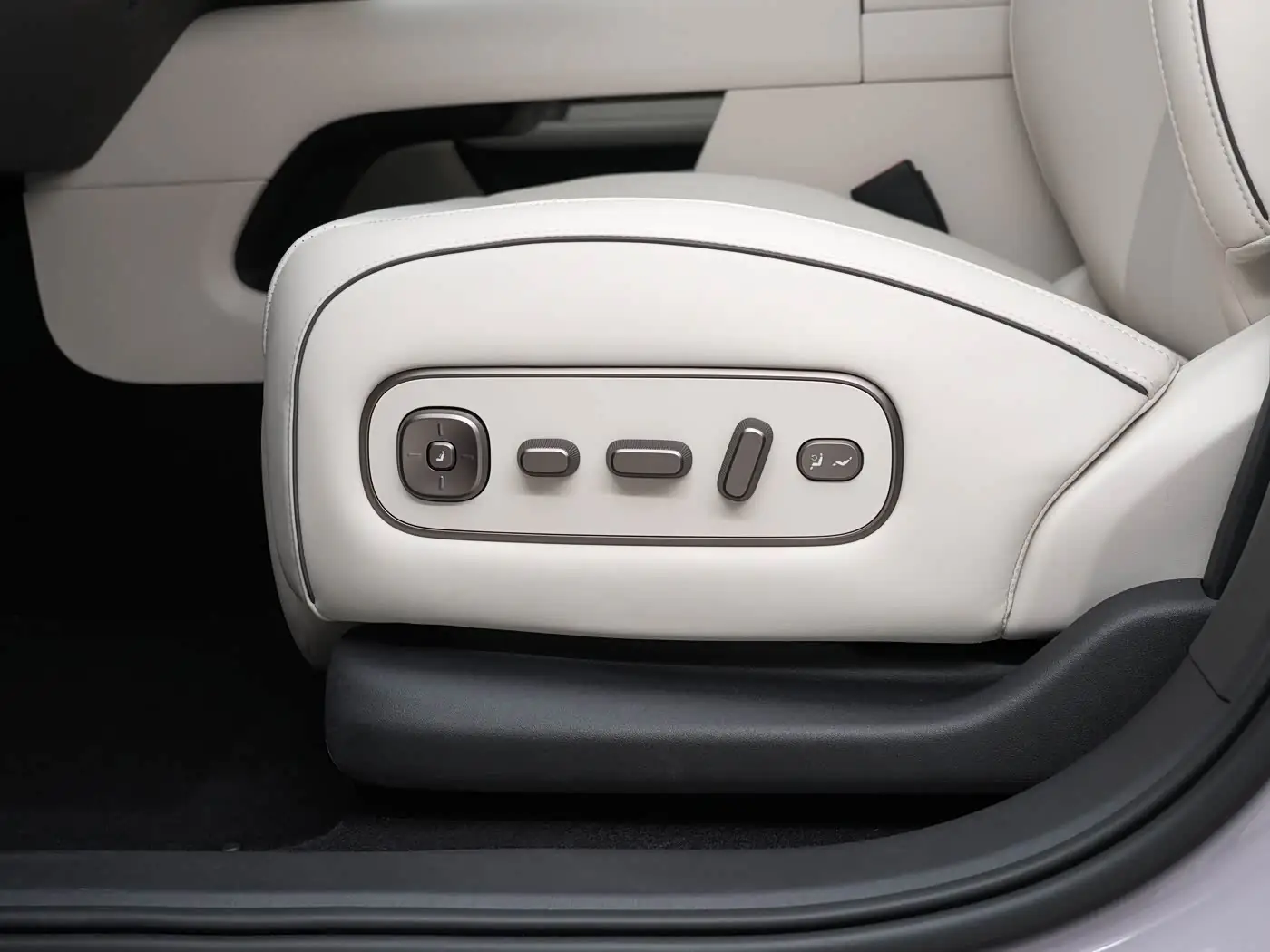 lixiang-l6-ultra-interior-8