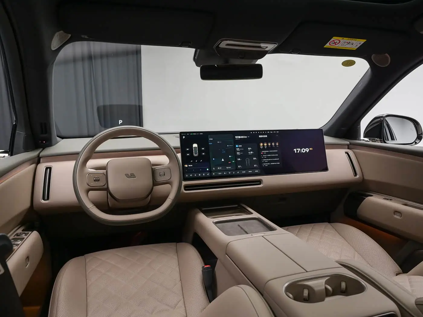 lixiang-l8-livis-interior-foto-brown-5