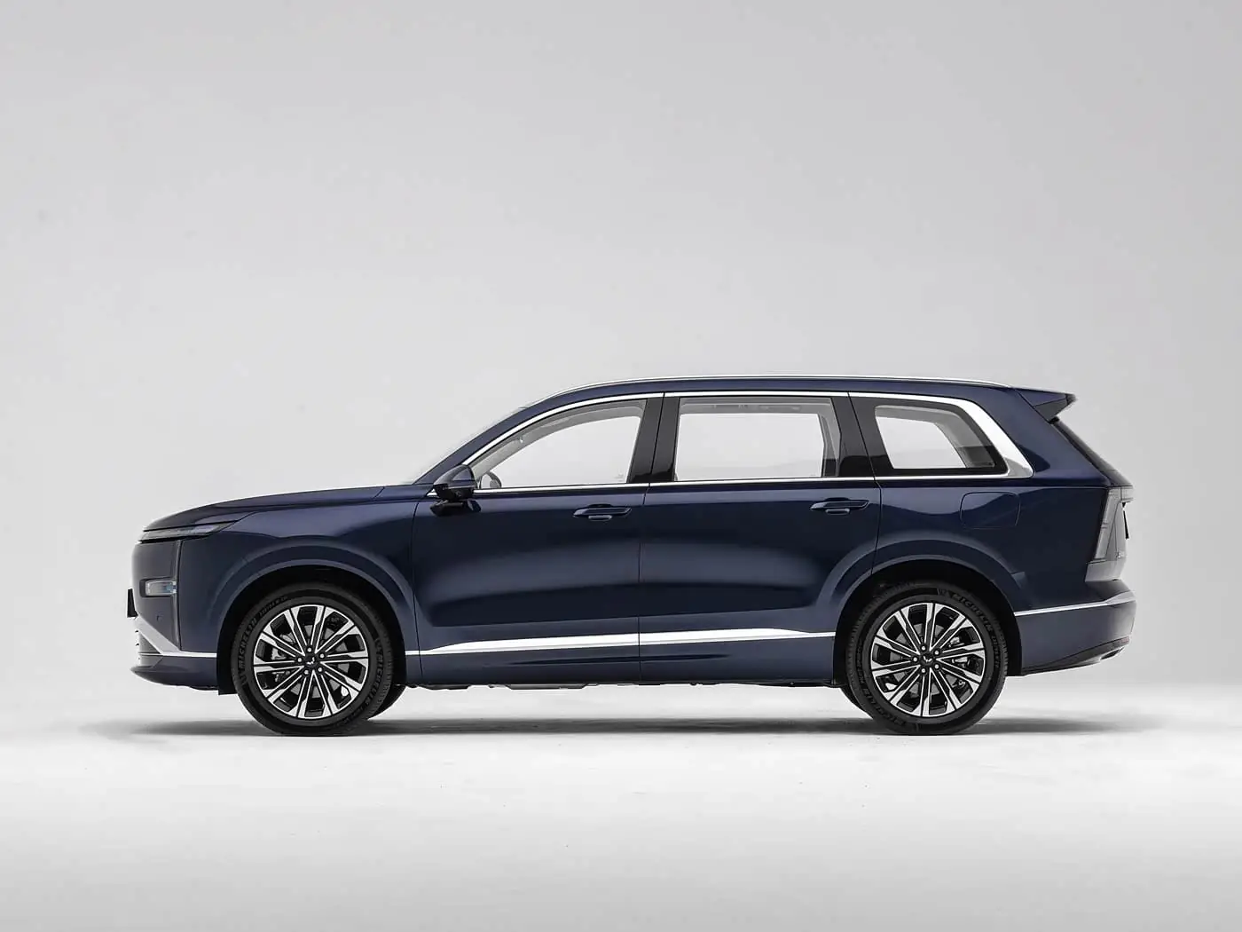 wuling-starlight-l-color-blue-4