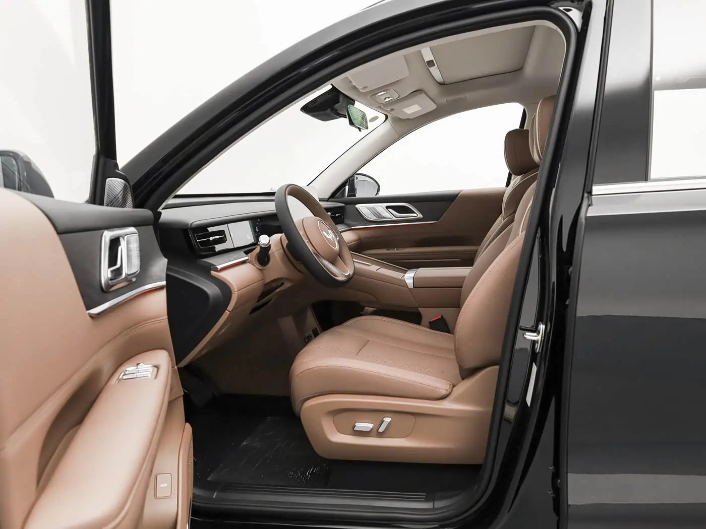 wuling-starlight-l-interior-brown-17