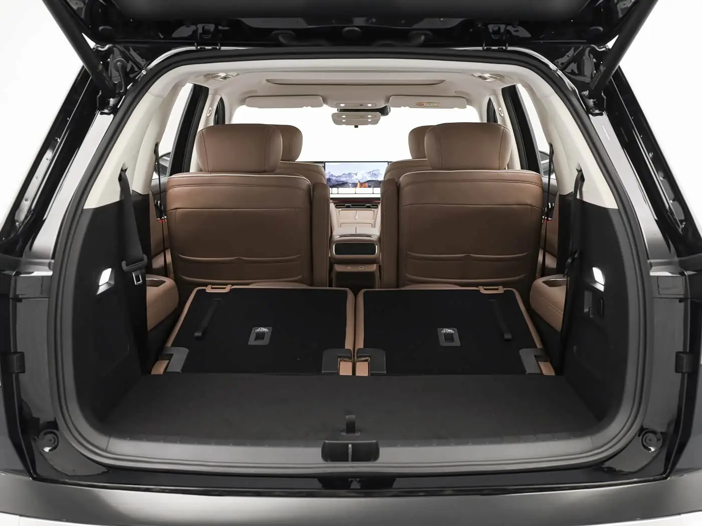 wuling-starlight-l-interior-brown-37