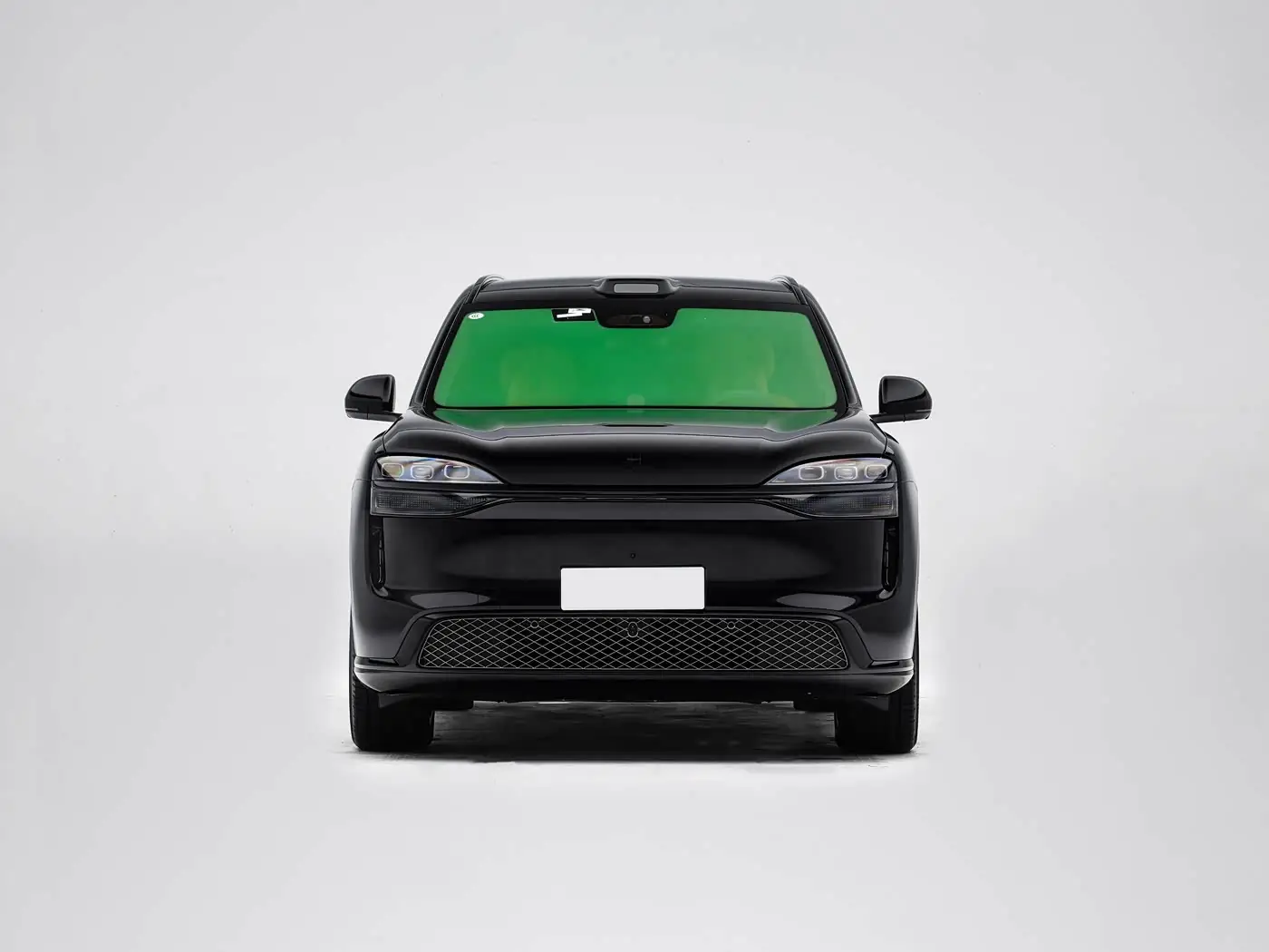 aito-m9-2027-black-2