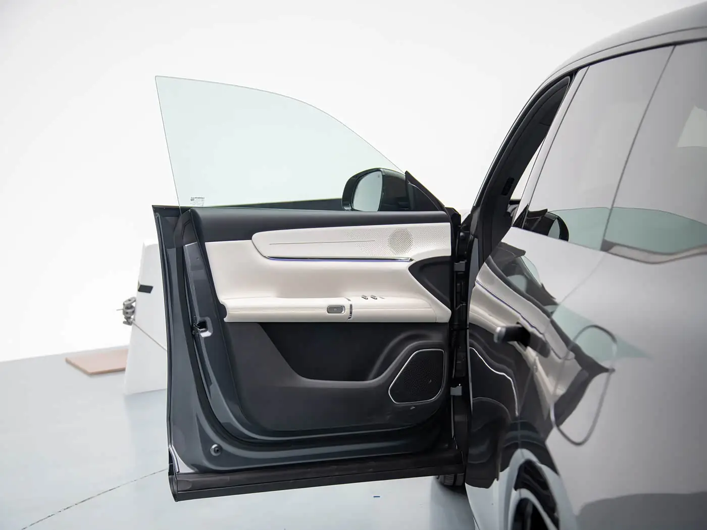 changan-qiyuan-q07-interior-white-10