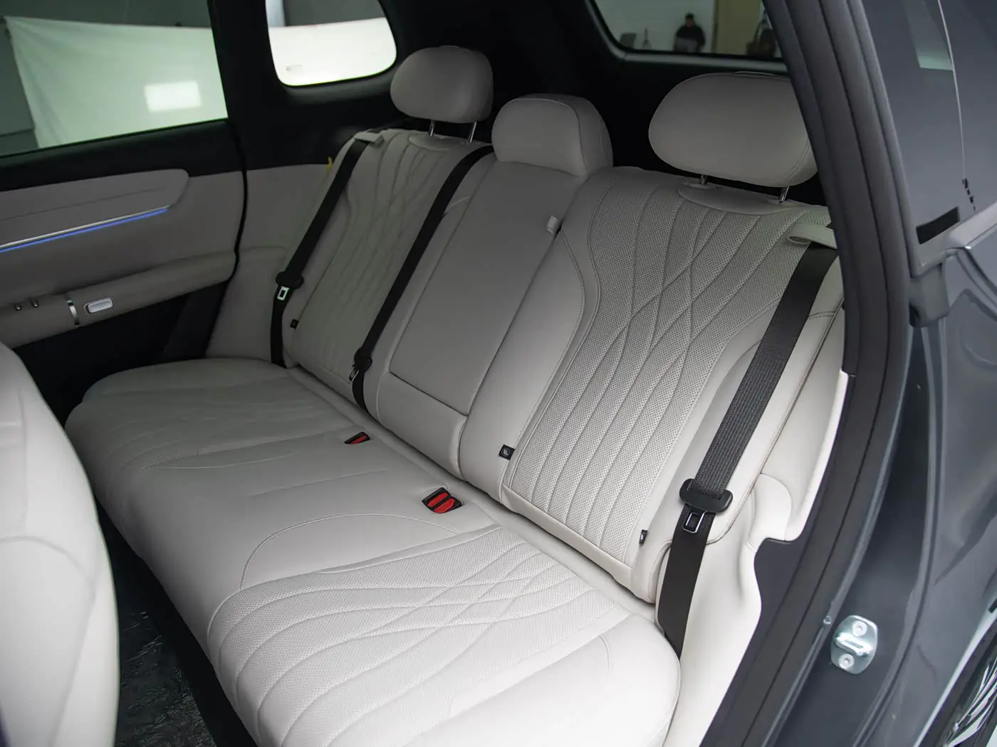 changan-qiyuan-q07-interior-white-16