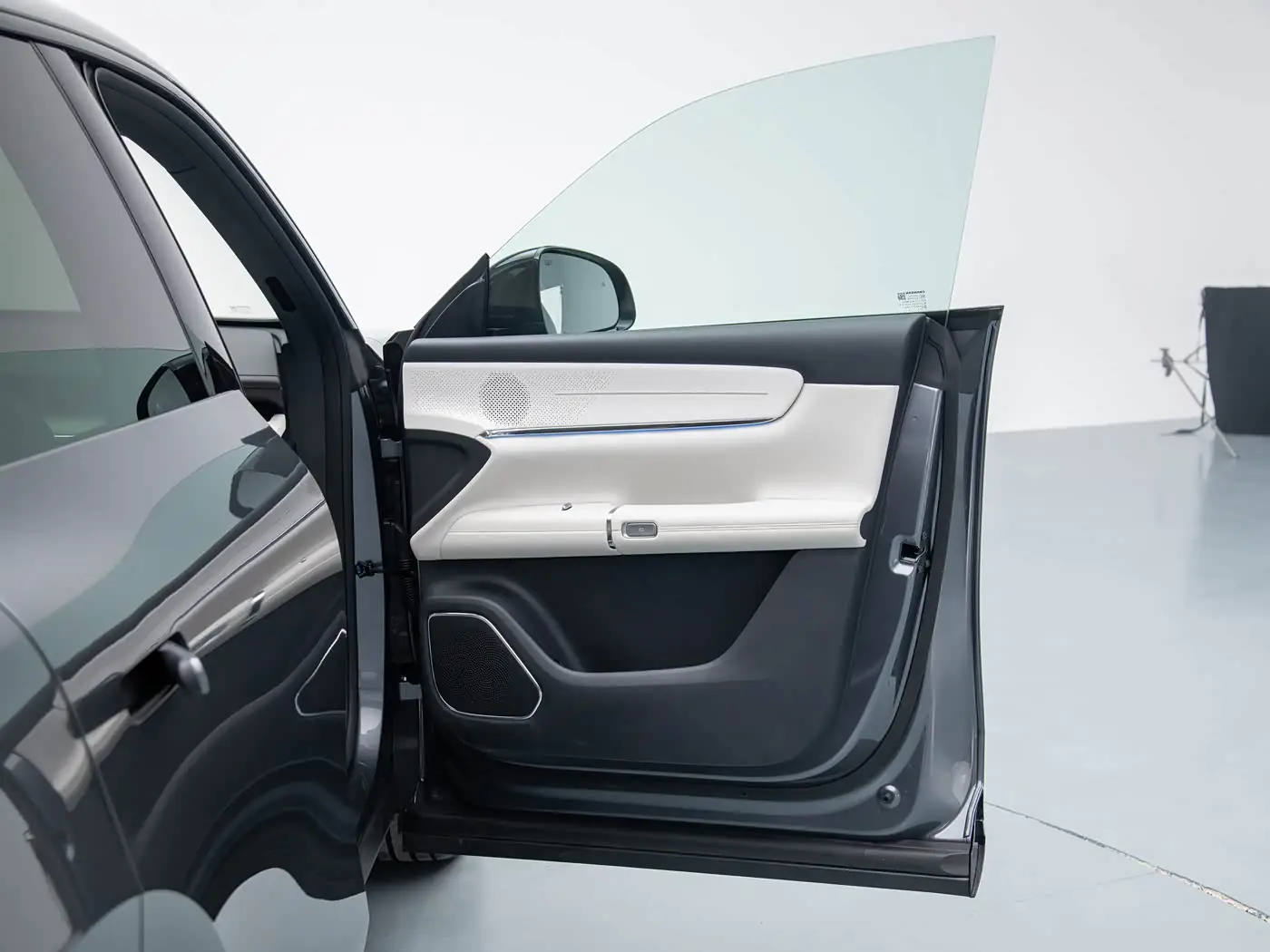 changan-qiyuan-q07-interior-white-19