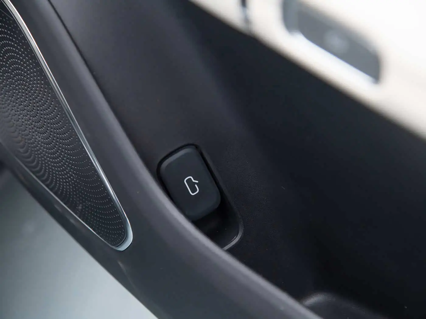 changan-qiyuan-q07-interior-white-20