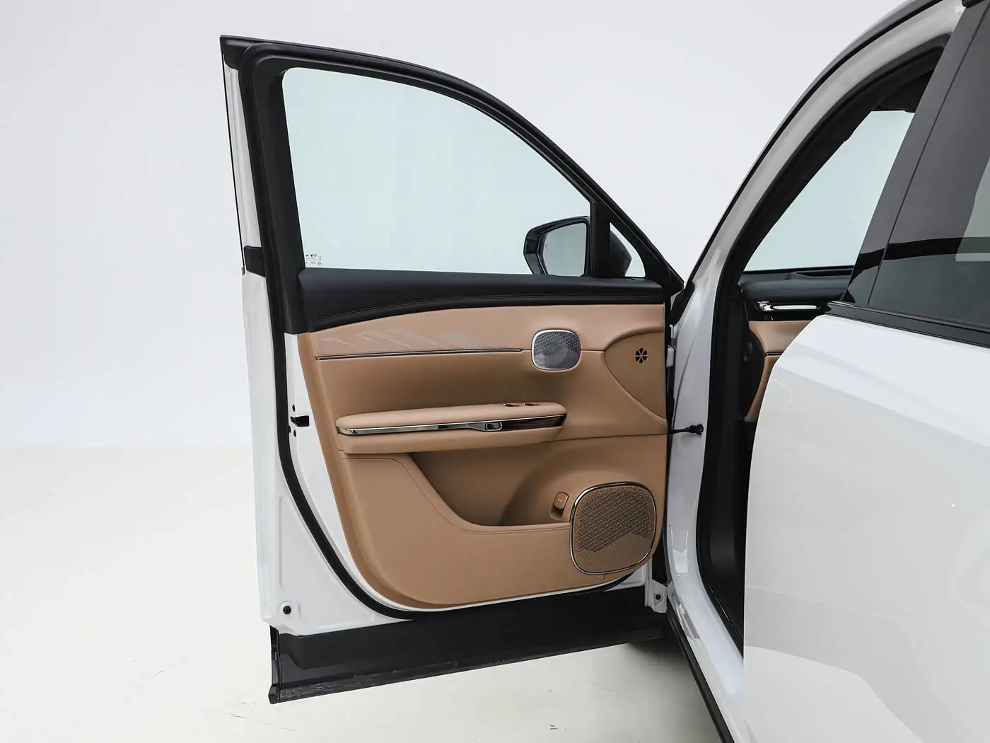 gac-s7-interior-brown-12