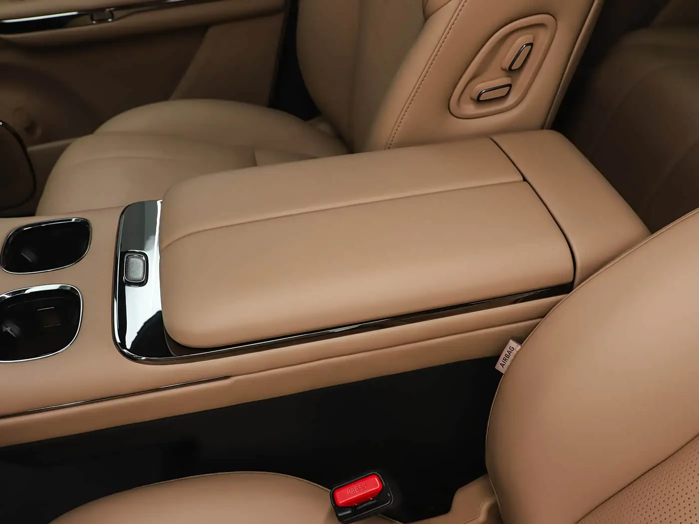 gac-s7-interior-brown-13