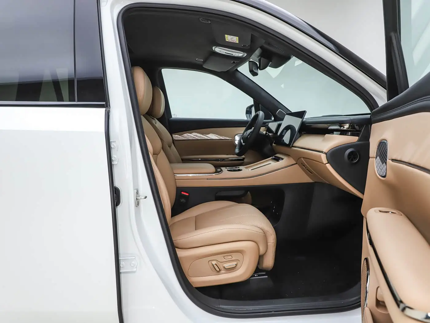 gac-s7-interior-brown-20