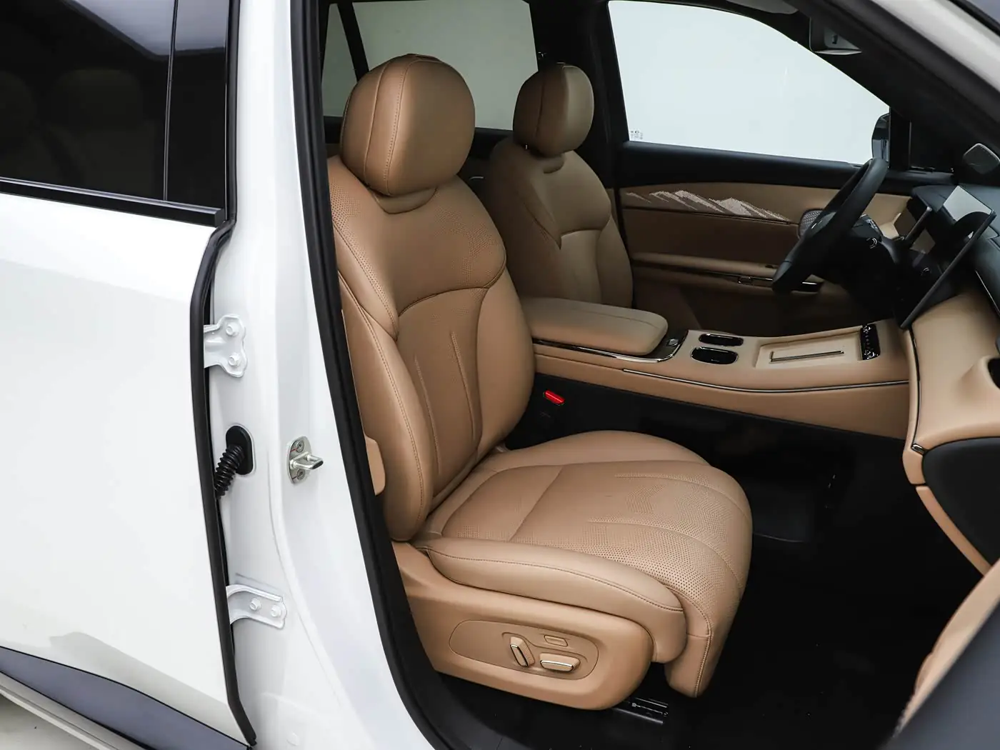 gac-s7-interior-brown-21