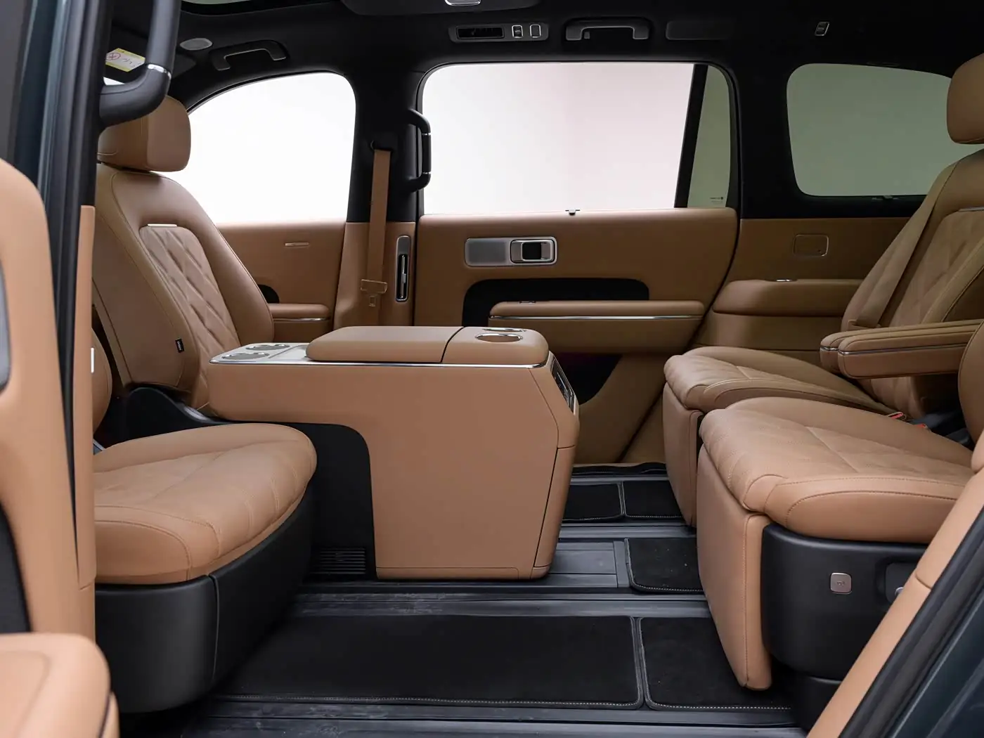 skynomad-n90-interior-brown-032