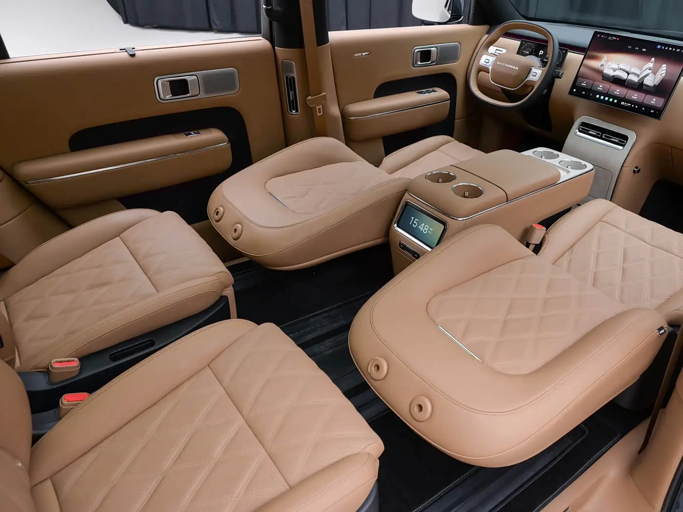 skynomad-n90-interior-brown-037