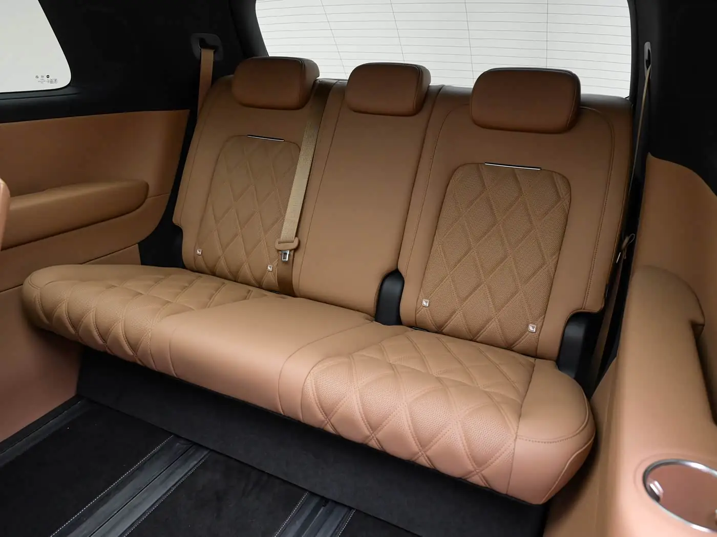 skynomad-n90-interior-brown-31