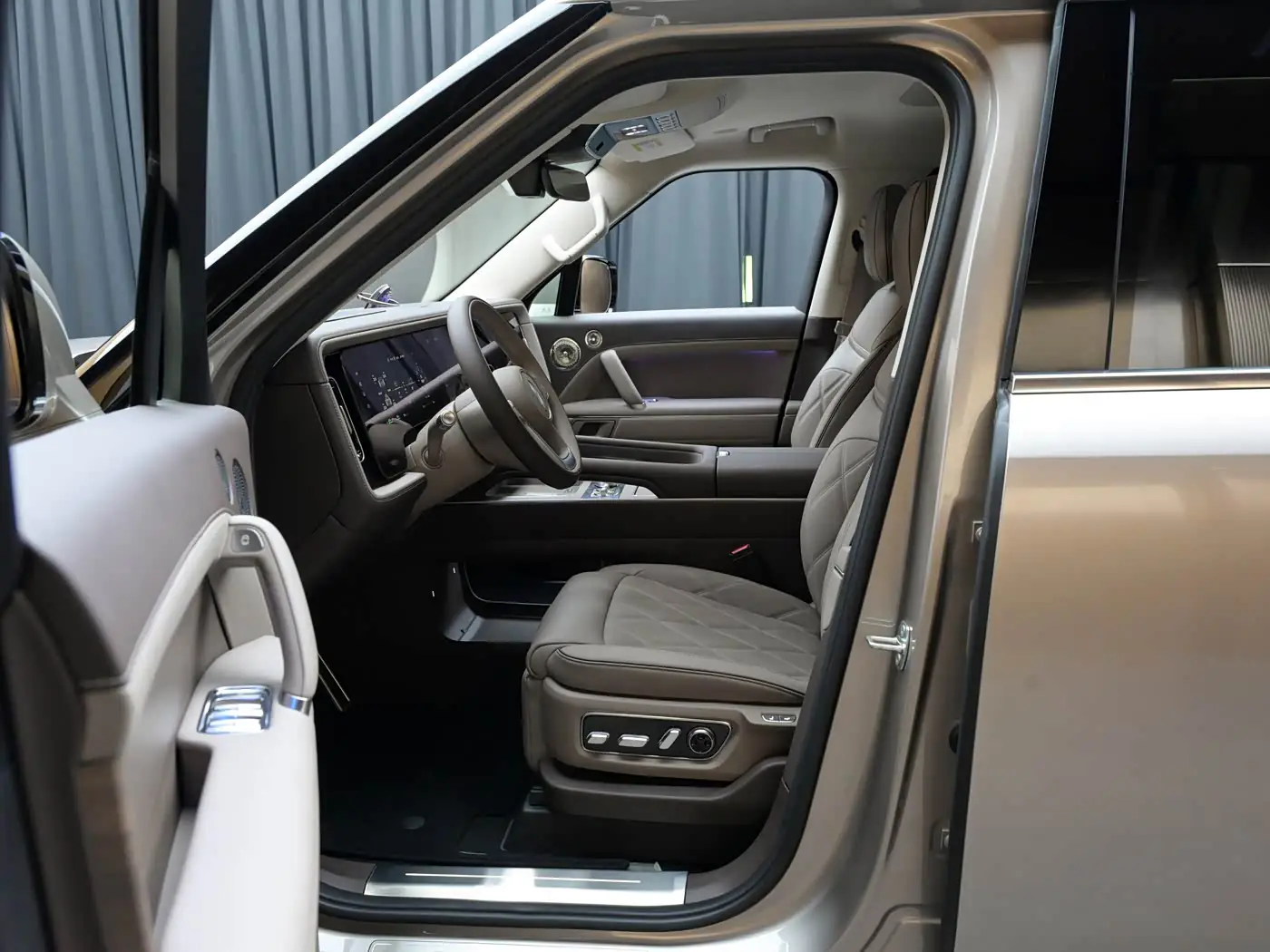 stelato-g9-interior-brown-13